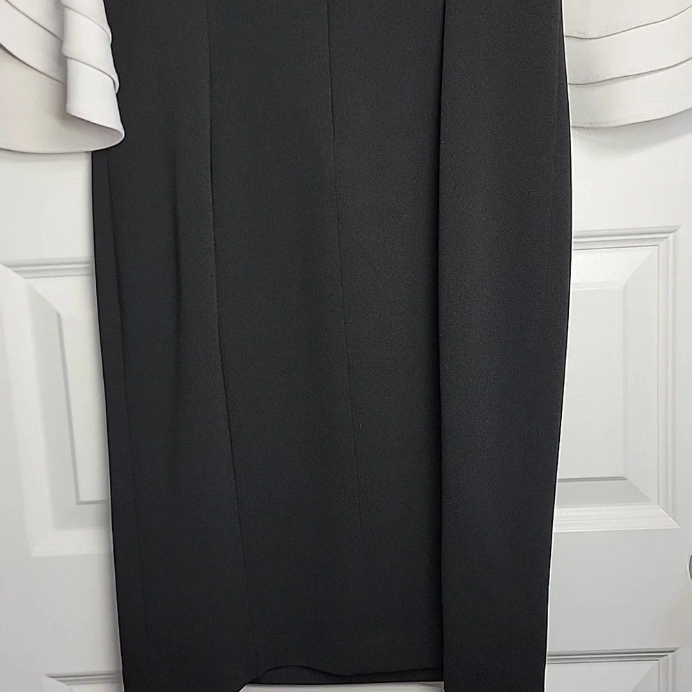 DKNY BLACK SHEATH DRESS W/TRIPLE RUFFLE SLEEVE SZ 6